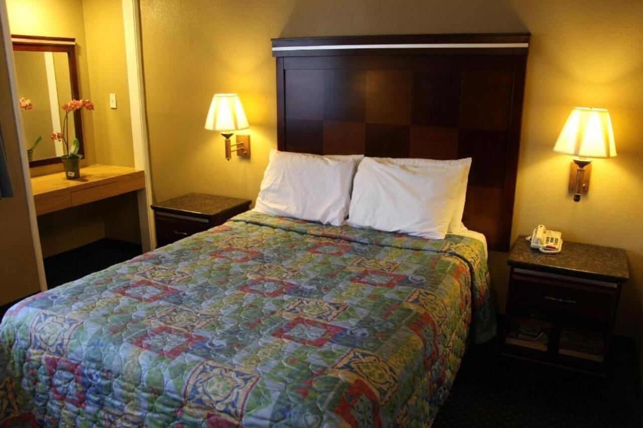 Inn At Bayshore San Mateo Kültér fotó